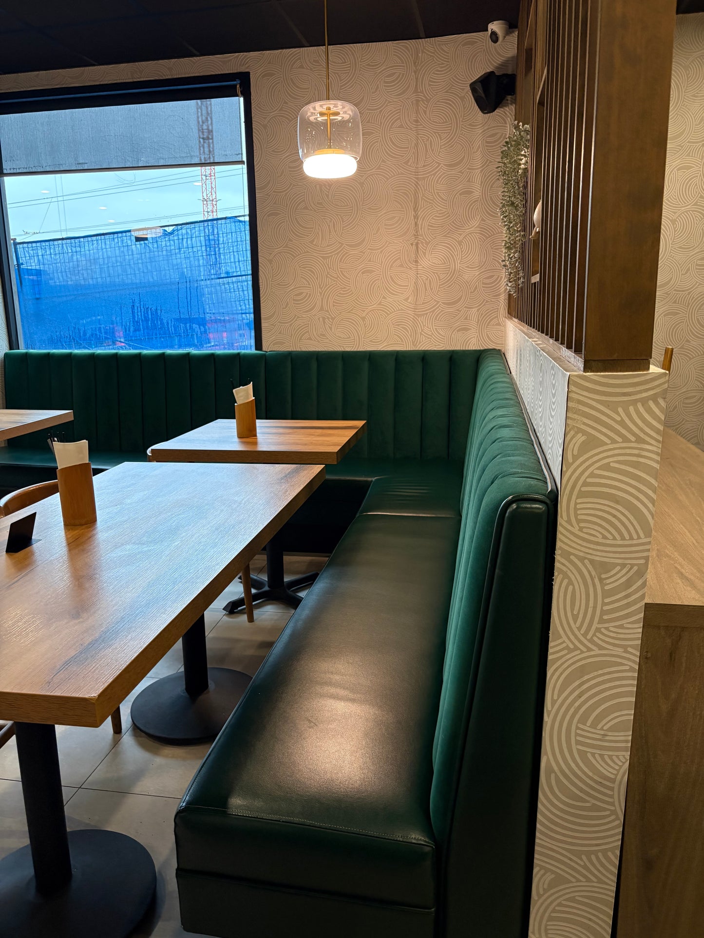 Channel Back With Head Roll Booths