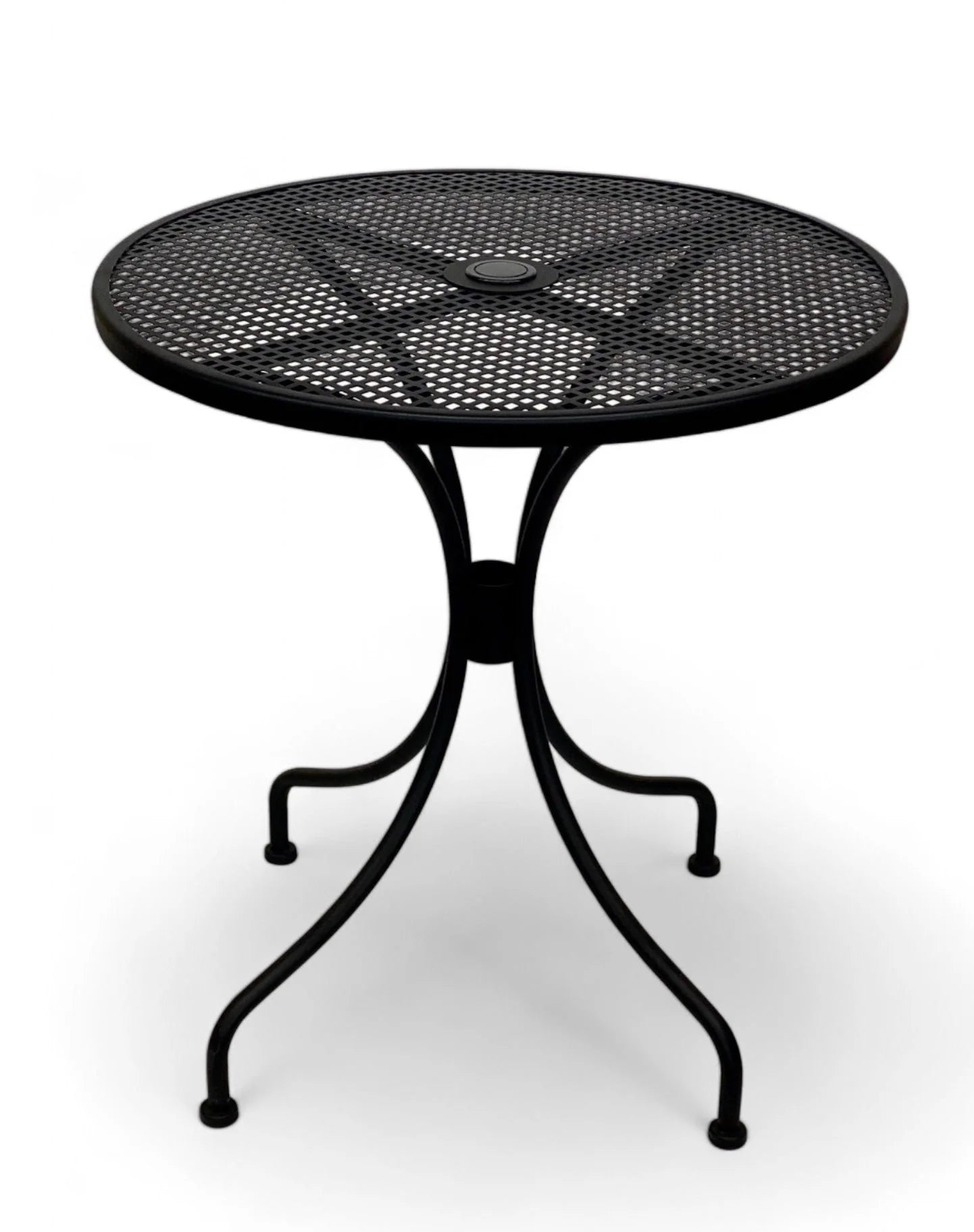 28" Round Indoor/Outdoor Table