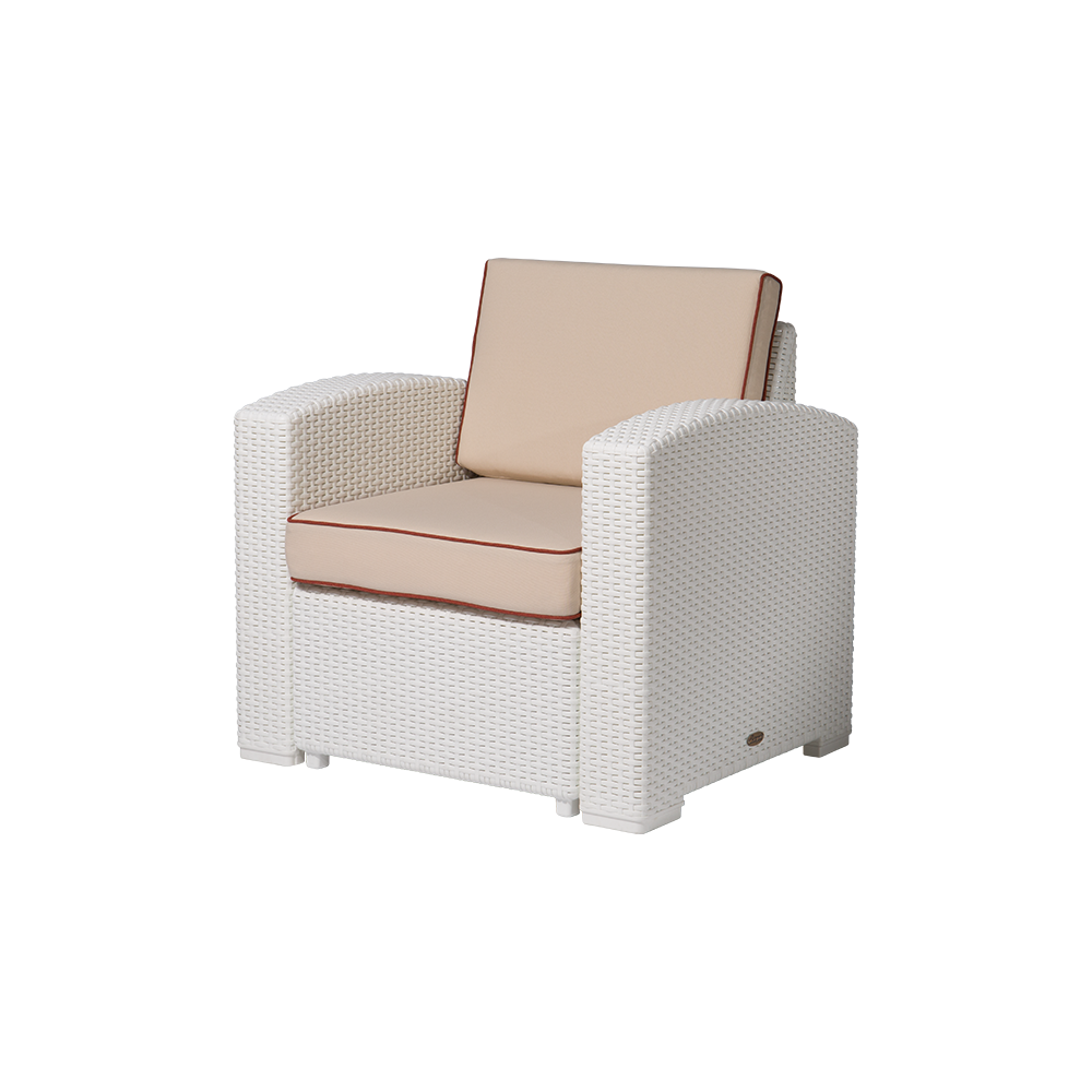 Robusto Outdoor Club Chair