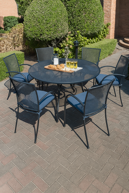 Round Mesh Dining Table