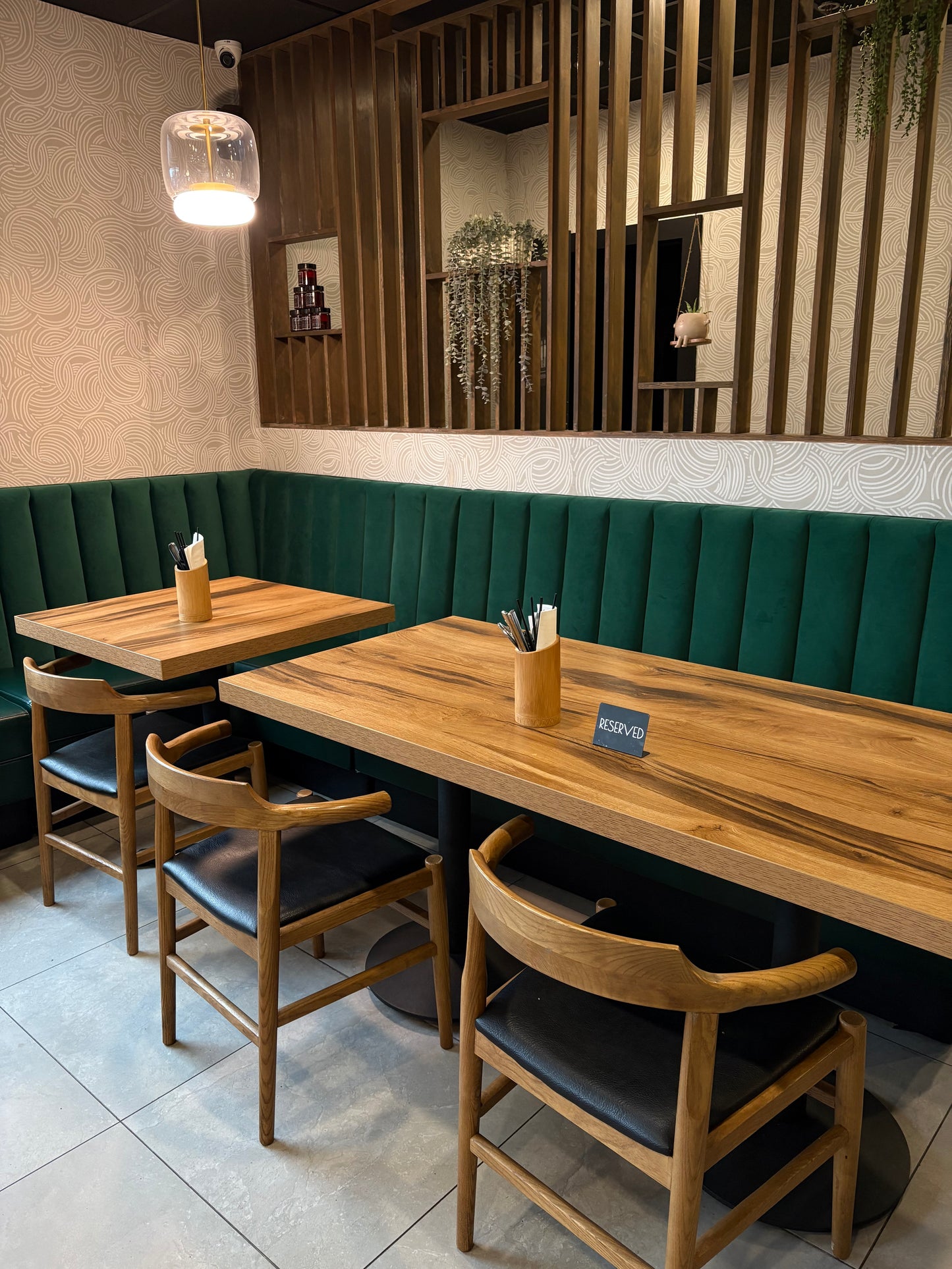 Channel Back With Head Roll Booths