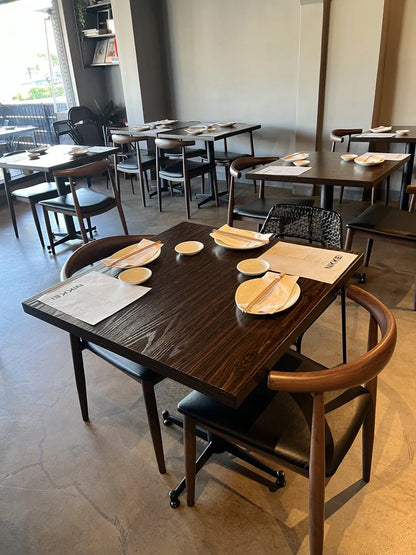 1.5" Laminate Top Walnut